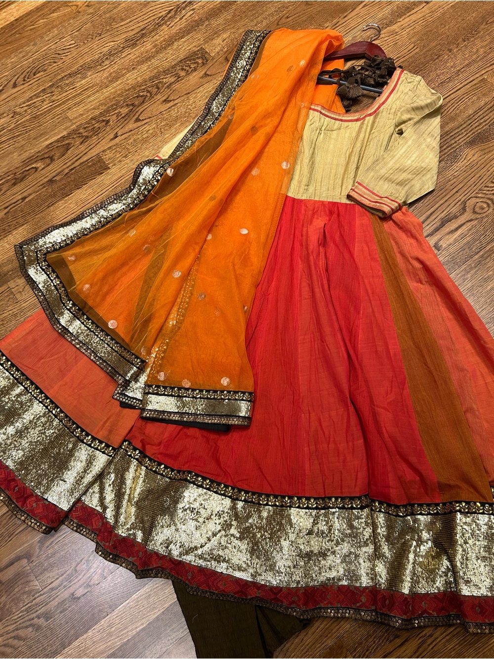 Sabyasachi Anarkali (like new)